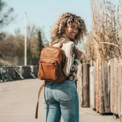 Chesterfield Santana Rugtas Cognac 9 Chesterfield Santana Rugtas Cognac -NL Rugzak Verkoopwinkel 03001