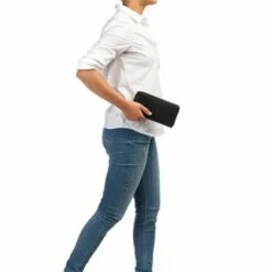 Burkely Antique Avery Wallet L Black -NL Rugzak Verkoopwinkel 0f9d7d5ab3785e79e44fed543e8da9996a63f55b