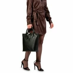 Burkely Modest Meghan Bucket Tote Black -NL Rugzak Verkoopwinkel 1000264.43.10 5