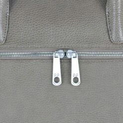 Gigi Fratelli Romance Lady Businessbag 15" Taupe 20 Gigi Fratelli Romance Lady Businessbag 15" Taupe -NL Rugzak Verkoopwinkel 20211109 capture0024