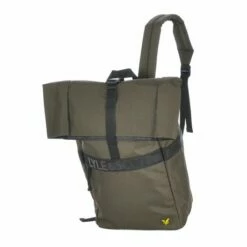 Lyle & Scott Recycled Rolltop Backpack Olive 11 Lyle & Scott Recycled Rolltop Backpack Olive -NL Rugzak Verkoopwinkel 20230117 capture0020