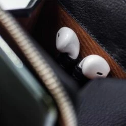 MOSZ Telefoontasje Quilted Black Brushed Silver -NL Rugzak Verkoopwinkel 5 28