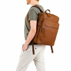 Burkely Antique Avery Backpack Zip 15.6" Cognac -NL Rugzak Verkoopwinkel 8005364.56.24 5