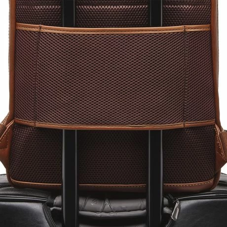 Castelijn & Beerens Firenze Laptoprugzak 15.6'' Tablet Lichtbruin 10 Castelijn & Beerens Firenze Laptoprugzak 15.6'' Tablet Lichtbruin - Afbeelding 8