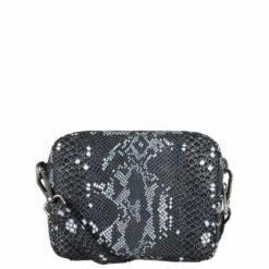 Cowboysbag X Bobbie Bodt Bag Bobbie Schoudertas Snake Black And White 9 Cowboysbag X Bobbie Bodt Bag Bobbie Schoudertas Snake Black And White -NL Rugzak Verkoopwinkel bag bobbie3057 2 000107 snakeblackandwhite 3