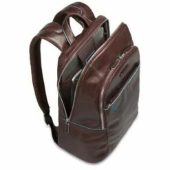 Piquadro Blue Square Computer Backpack 14" Mahogany 7 Piquadro Blue Square Computer Backpack 14" Mahogany -NL Rugzak Verkoopwinkel ca3214b2 mo dett1 1 1
