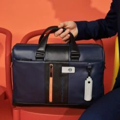 Piquadro Urban Laptop Briefcase 15.6'' Black/Grey 17 Piquadro Urban Laptop Briefcase 15.6'' Black/Grey -NL Rugzak Verkoopwinkel ca3339ub00 grn dett7