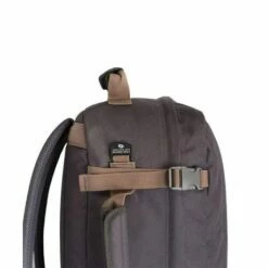 CabinZero Classic 28L Ultra Light Bag Black Sand/Green -NL Rugzak Verkoopwinkel cz081801 classic 28l cabin backpack black sand 5 640x