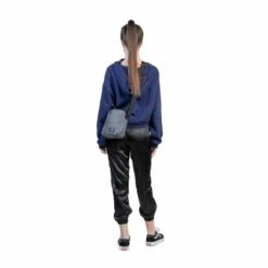 CabinZero Sidekick 3L Shoulderbag Orange Chill 16 CabinZero Sidekick 3L Shoulderbag Orange Chill -NL Rugzak Verkoopwinkel cz211203 classic sidekick 3l original grey on body female 03 1 1 1 1 1 1 1