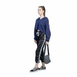 CabinZero Sidekick 3L Shoulderbag Absolute Black -NL Rugzak Verkoopwinkel cz211203 classic sidekick 3l original grey on body female 04 1 1