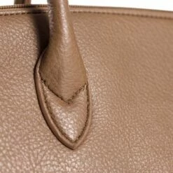 Daniel Ray Irvine Tablet Schoudertas Taupe 11 Daniel Ray Irvine Tablet Schoudertas Taupe -NL Rugzak Verkoopwinkel dr16.1144.39 taupe 4