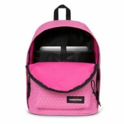 Eastpak Out Of Office Rugzak Refleks Meta Pink -NL Rugzak Verkoopwinkel ek000767 9d1 alt002 uc228508 mhigh
