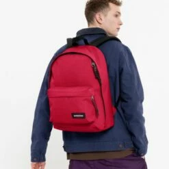 Eastpak Out Of Office Rugzak Terra Red 11 Eastpak Out Of Office Rugzak Terra Red -NL Rugzak Verkoopwinkel ek000767 u89 alt004 uc200308 mlow