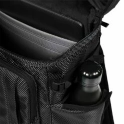 Eastpak Tecum Top Cnnct Coat 24 Eastpak Tecum Top Cnnct Coat -NL Rugzak Verkoopwinkel ek00093d 80w alt009 uc144153 mhigh