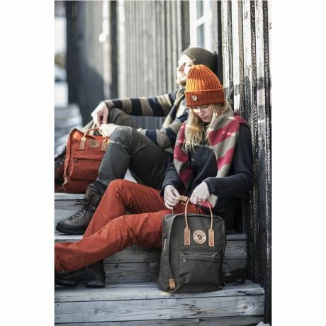 Fjallraven Fjällräven Kanken No. 2 Rugzak Navy 6 Fjallraven Fjällräven Kanken No. 2 Rugzak Navy - Afbeelding 4