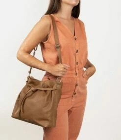 Cowboysbag Le Femme Handbag Alpine Fawn -NL Rugzak Verkoopwinkel handbag alpine3342 000521 fawn 5