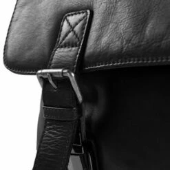 Chesterfield Belfast Business Schoudertas 15.6" Black -NL Rugzak Verkoopwinkel leren laptoptas zwart belfast 2