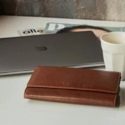 Chesterfield Mirthe RFID Portemonnee Brown -NL Rugzak Verkoopwinkel leren portemonnee bruin mirthe rfid 1 1