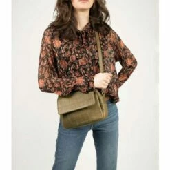 Cowboysbag Grand Croco Crossbody Cameby Olive 13 Cowboysbag Grand Croco Crossbody Cameby Olive -NL Rugzak Verkoopwinkel olive cameby