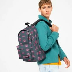 Eastpak Out Of Office Rugzak Wall Art Mouth -NL Rugzak Verkoopwinkel out of office wall art mouth 5