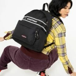 Eastpak Padded Pak'r Rugzak Black Snap -NL Rugzak Verkoopwinkel padded black snap 1