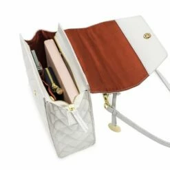 MOSZ Handtas Phoebe Quilted Off White Shiny Light Gold -NL Rugzak Verkoopwinkel phoebe binnen wit