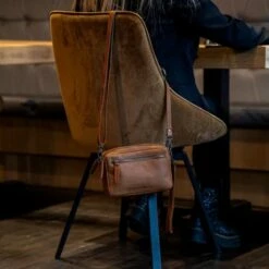 Chesterfield Samui Schoudertas Bruin 13 Chesterfield Samui Schoudertas Bruin -NL Rugzak Verkoopwinkel samui