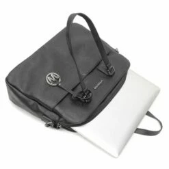 Wimona Carlotta Schoudertas 13.3" Black 13 Wimona Carlotta Schoudertas 13.3" Black -NL Rugzak Verkoopwinkel wimona carlotta zwart 6